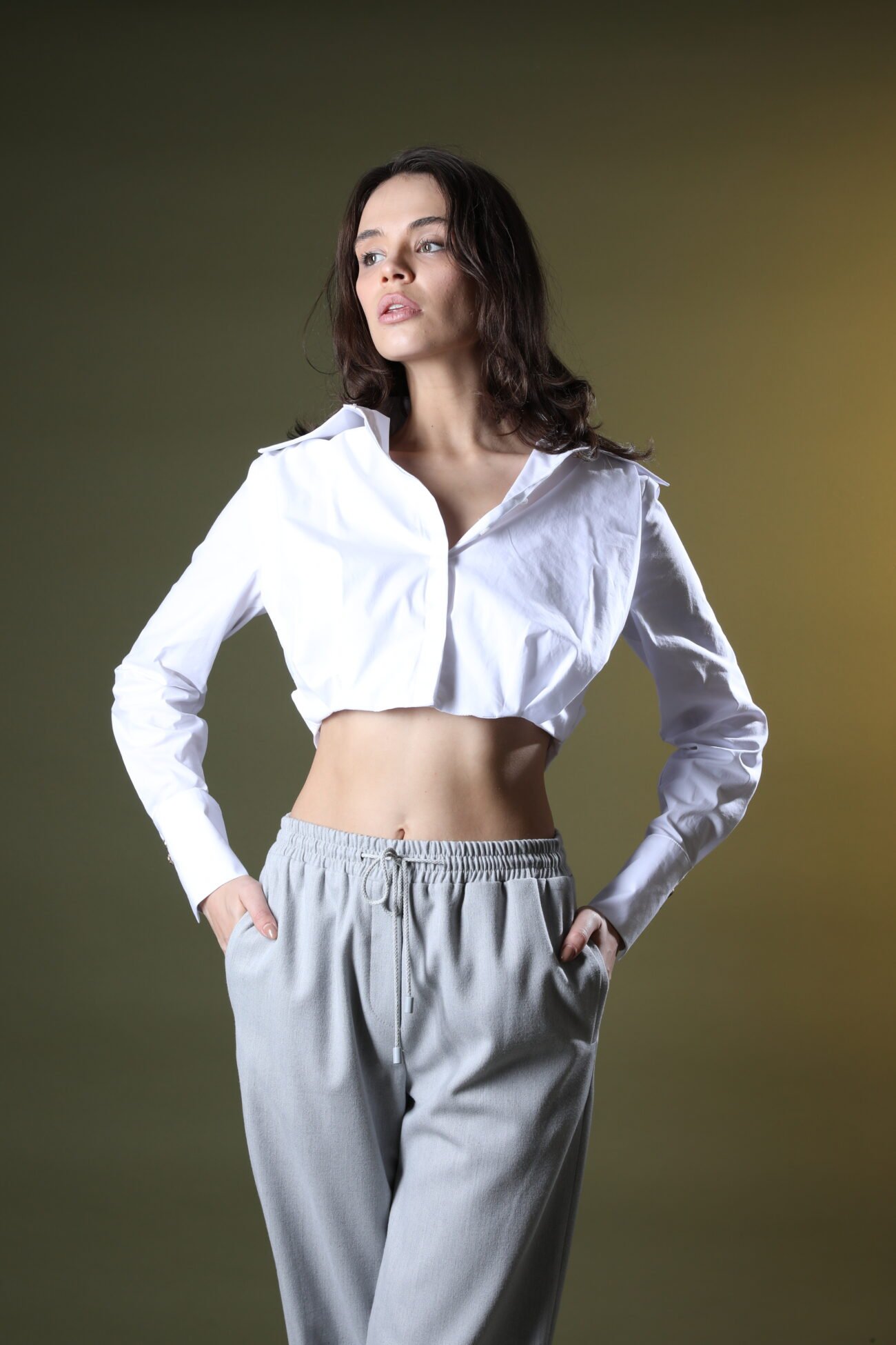 Crisp Cropped Cotton Shirt - Image 2